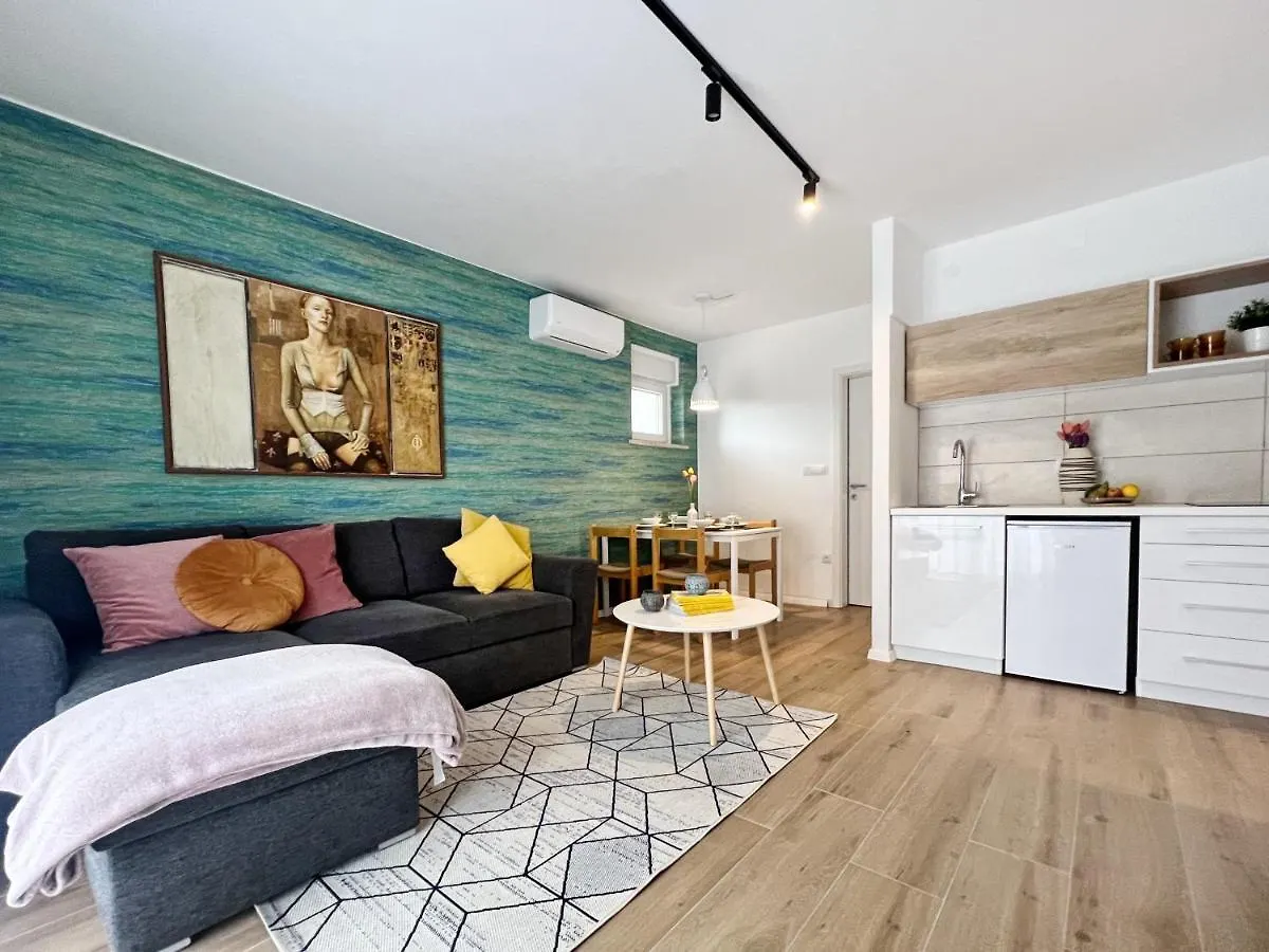 Apartments Valerian Novigrad  0*, Novigrad (Istria)