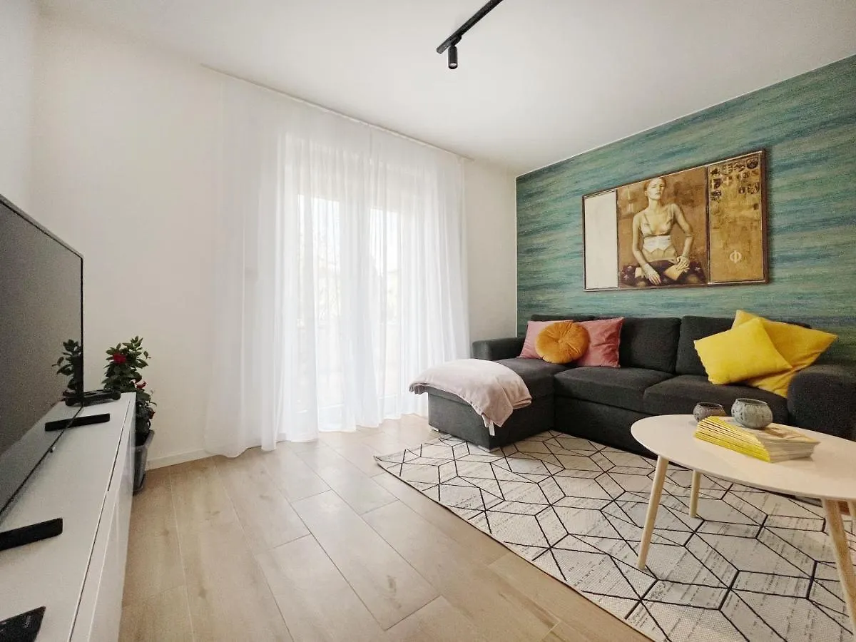 Apartments Valerian Novigrad  Croatia