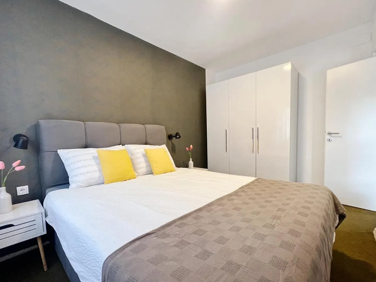 Apartments Valerian Novigrad  0*, Novigrad (Istria) Croatia