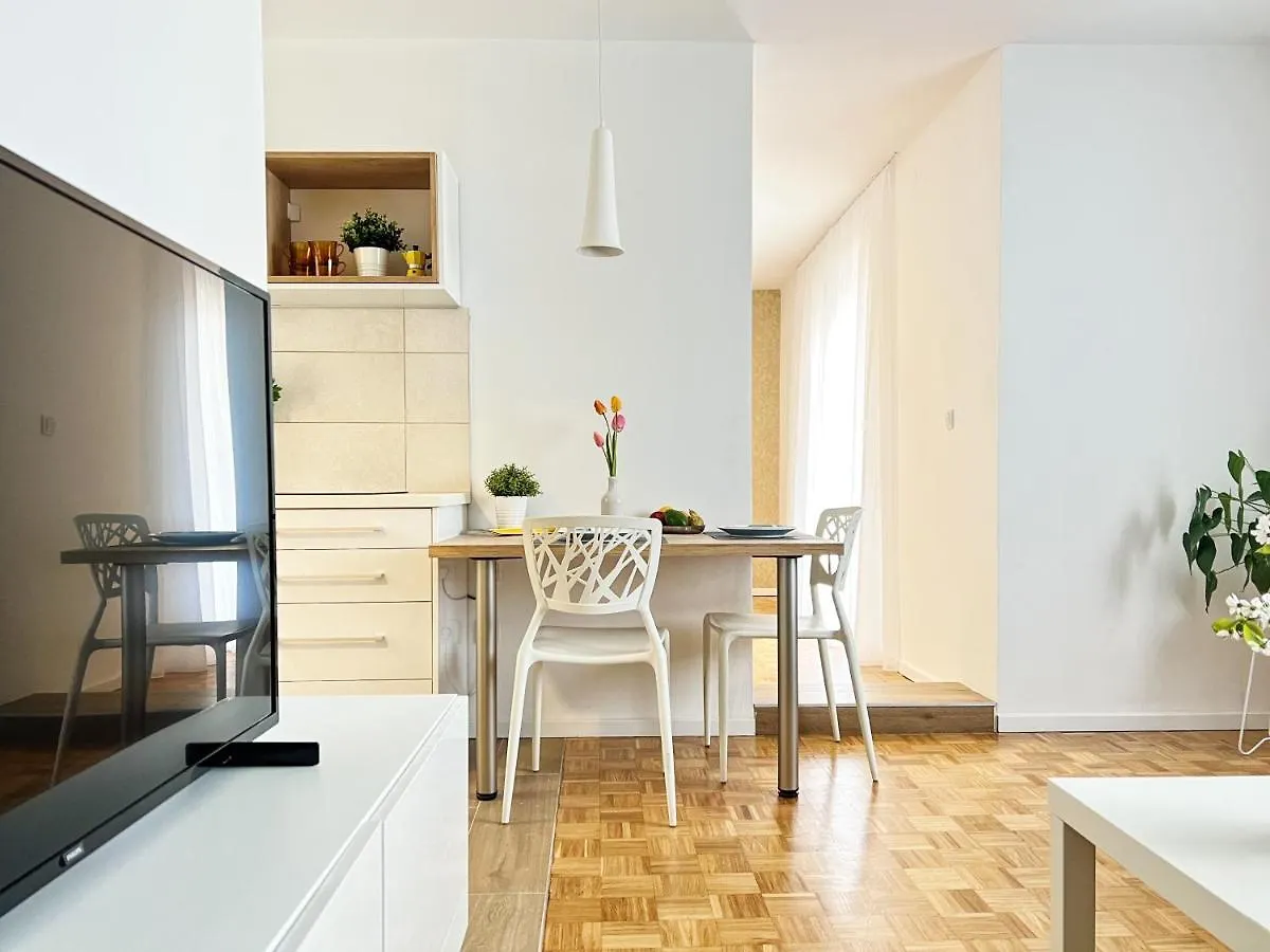 Apartments Valerian Novigrad  0*, Novigrad (Istria) Croatia