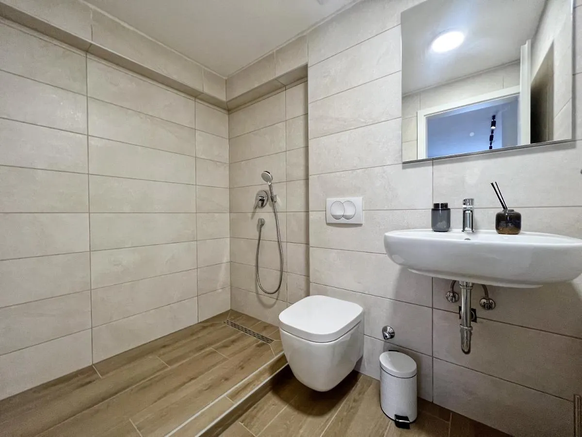 Apartments Valerian Novigrad