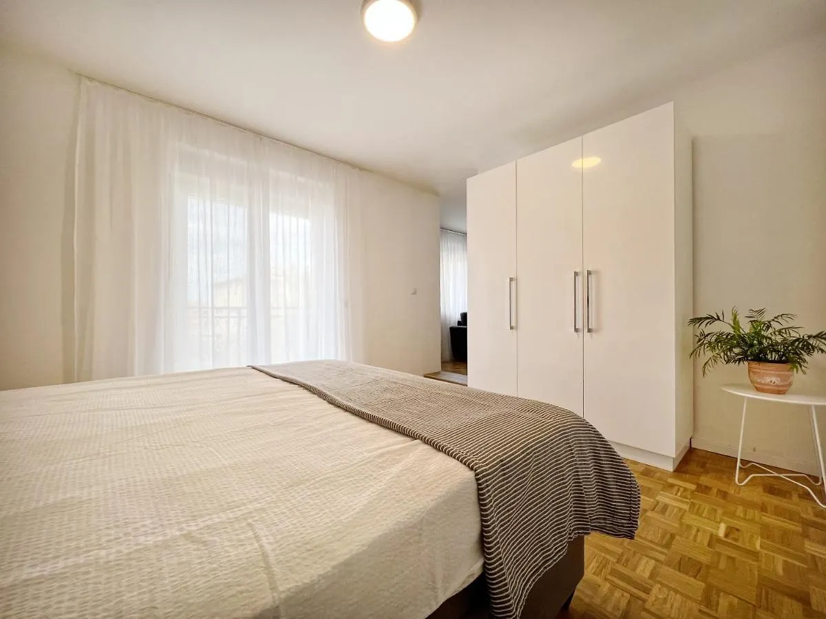 Apartments Valerian Novigrad