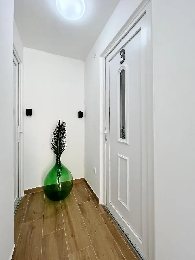 Apartments Valerian Novigrad